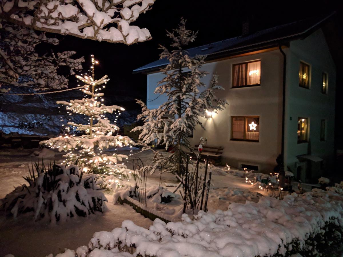 Heidi'S Schlummerkiste Am Fuss Der Teichalm Breitenau am Hochlantsch Buitenkant foto